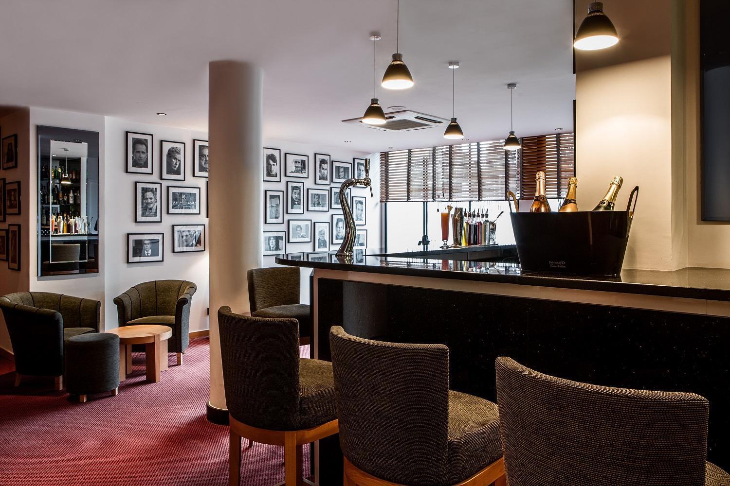 Forest Hill Velizy Hotel Meudon