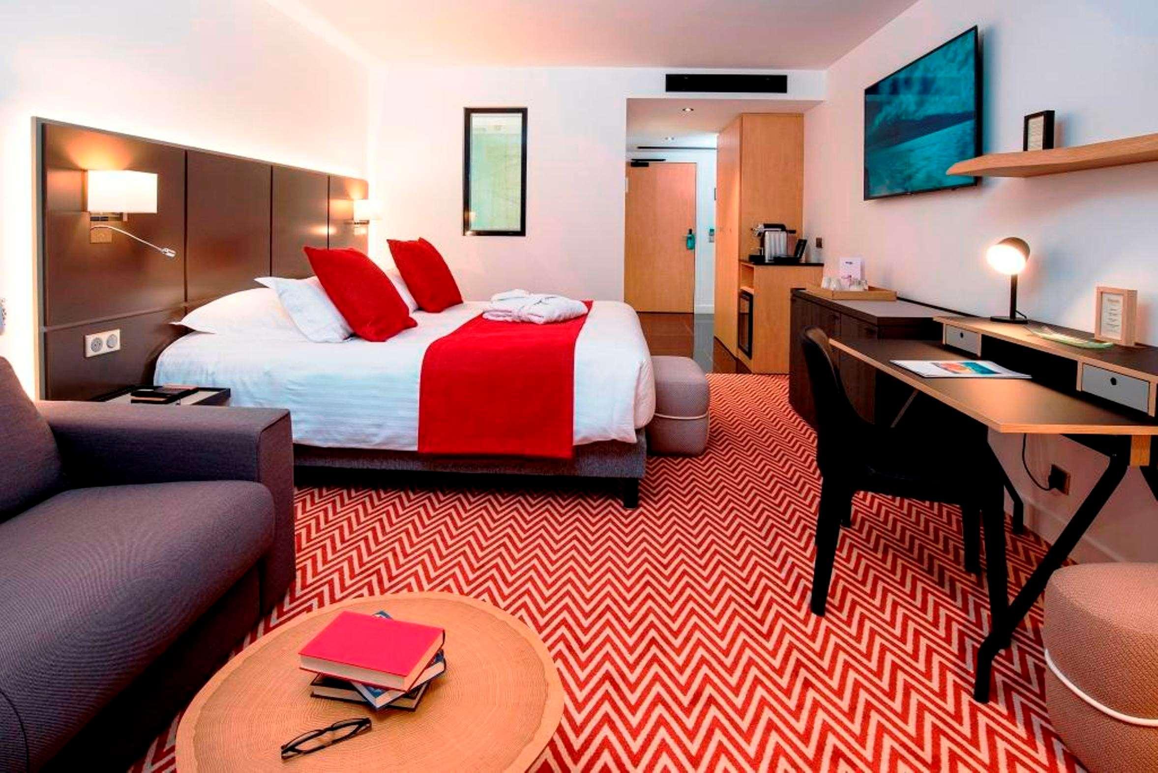 Forest Hill Velizy 4*