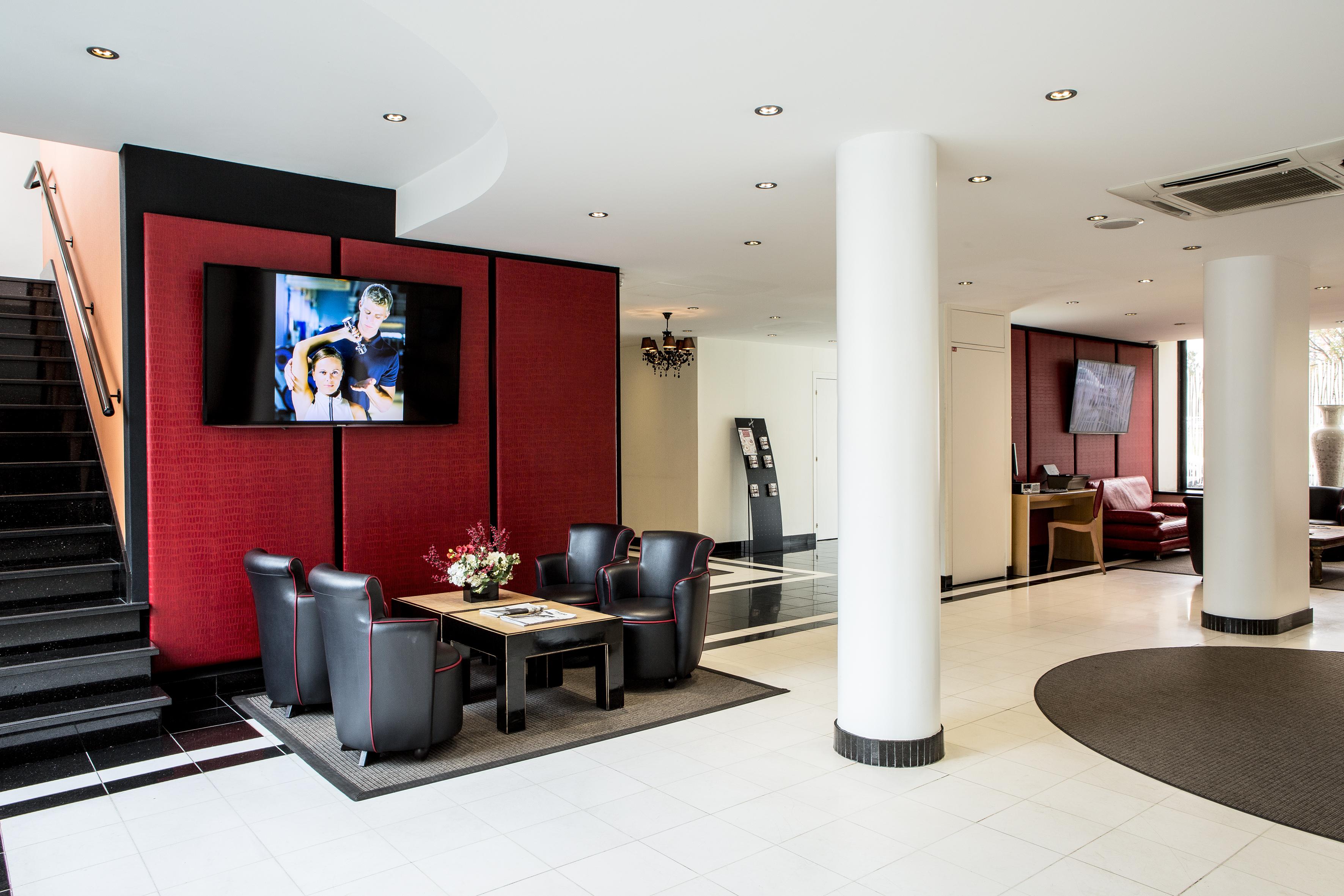 Forest Hill Velizy 4*