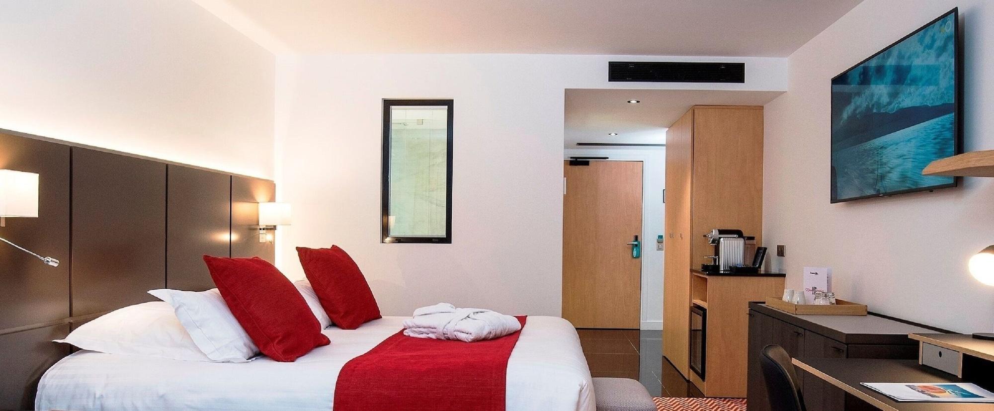 Forest Hill Velizy 4*
