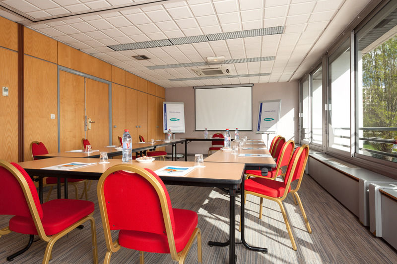 Forest Hill Velizy Hotel